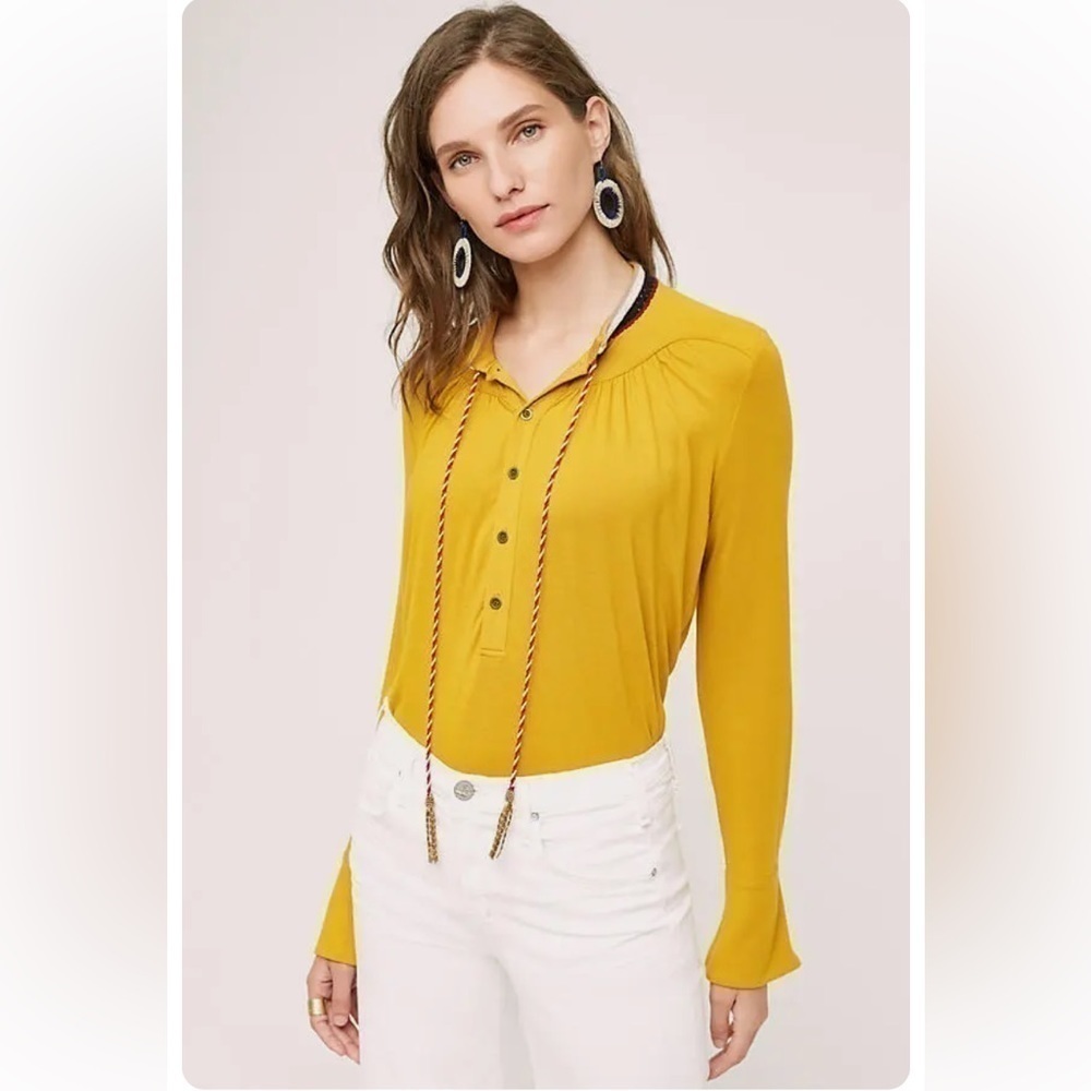 Anthropologie akemi + kin long sleeves top mustard Size M